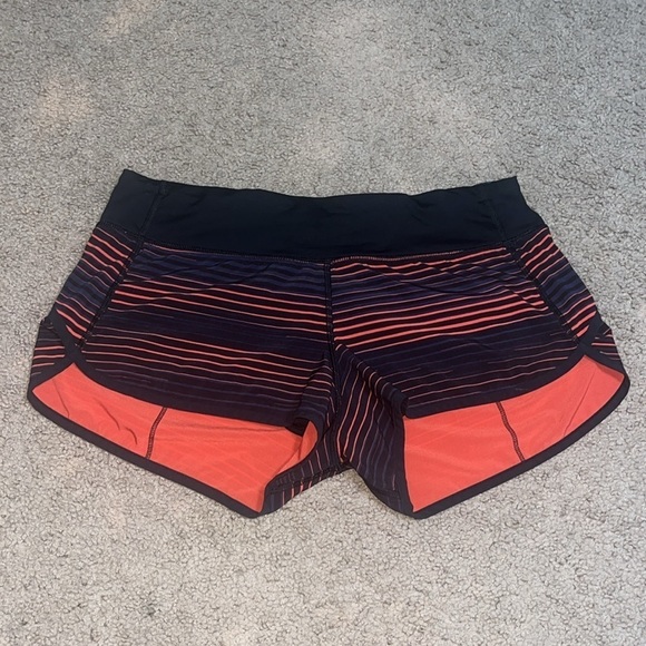 Lululemon Speed Short 4-Way Stretch Twisted Dune Alarming Black / Black 8 - Picture 4 of 8